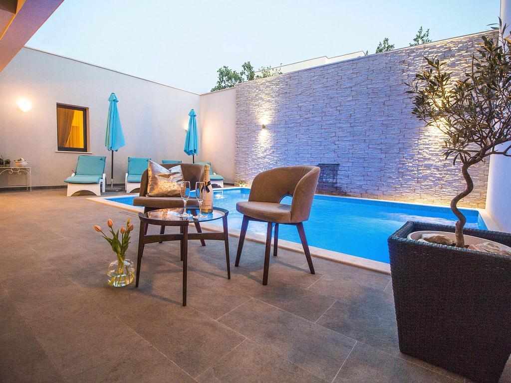 Luxury Rooms Pino Split Exterior foto